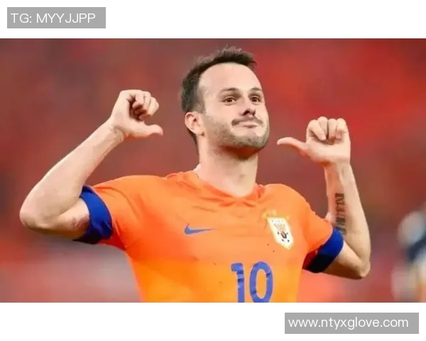 名字中含有一字的足球明星盘点与成就解析